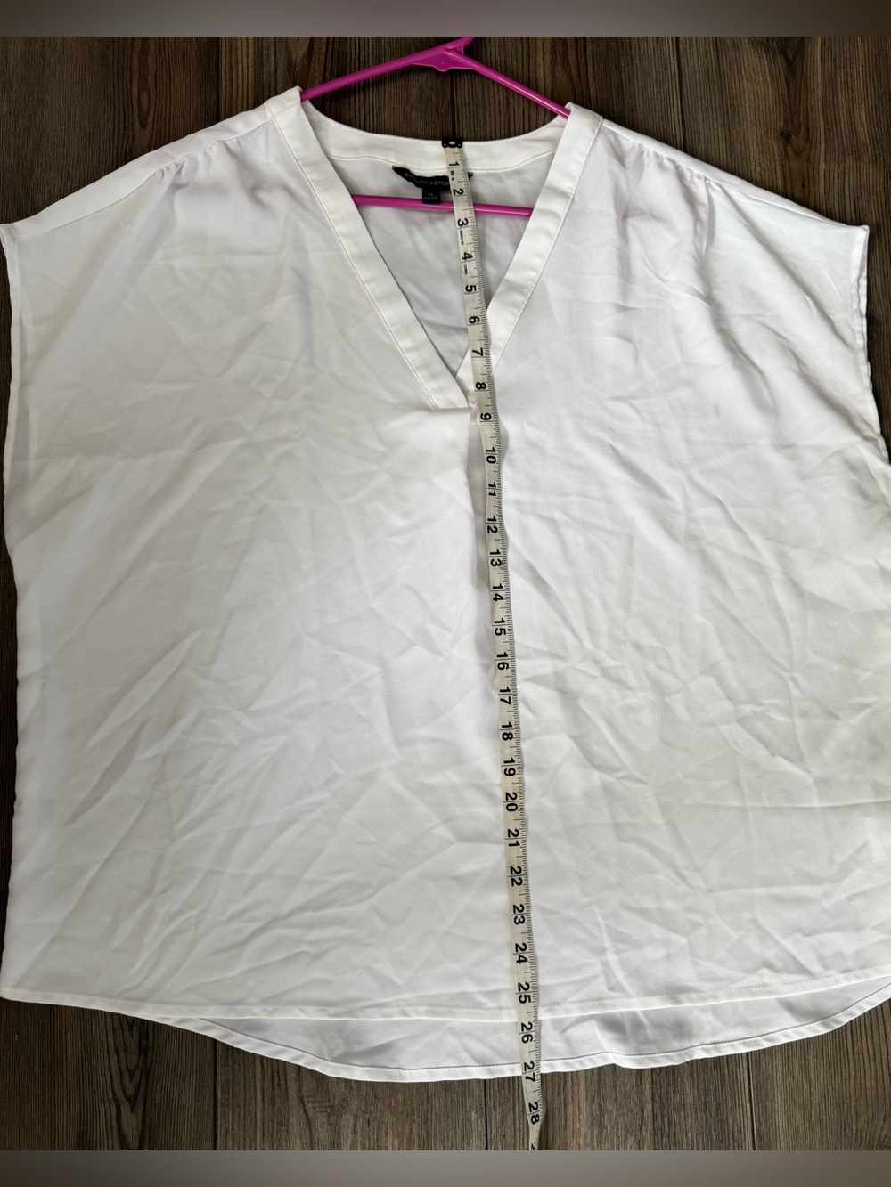 Banana Republic White V-Neck Dolman Sleeve Blouse - Picture 5 of 6